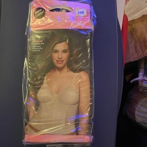 Vanity Fair Women's Cream Posture Bra